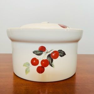 BIA Cordon Bleu covered casserole dish